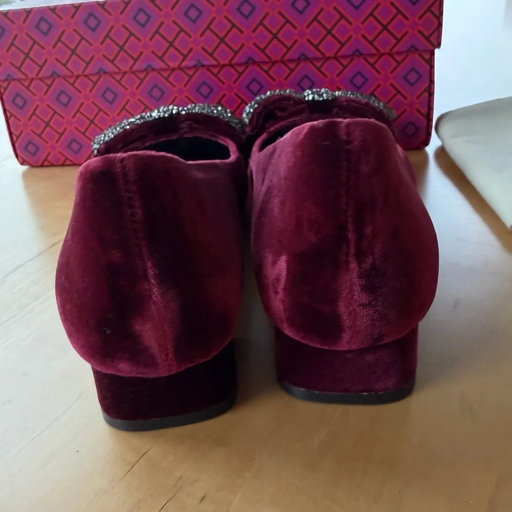 Tory Burch Women's Josephine Pumps velvet colour red, Bow